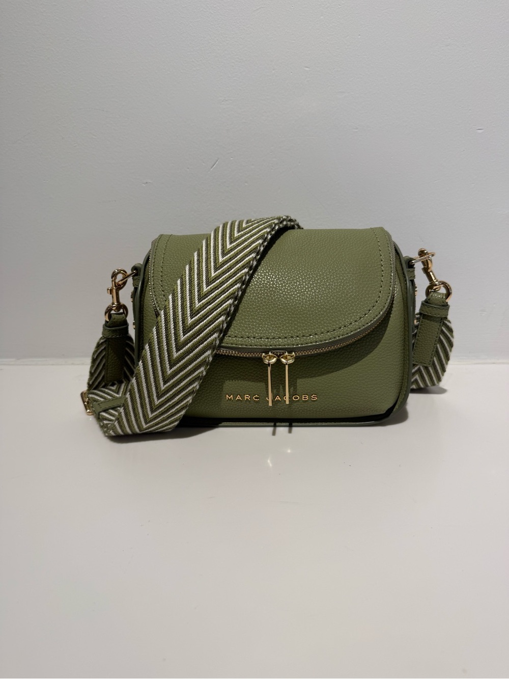 NWT Marc Jacobs Groove messenger bag reed